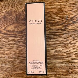 Brand New Gucci 24 Hour Full Coverage Luminous Matte Finish Foundation